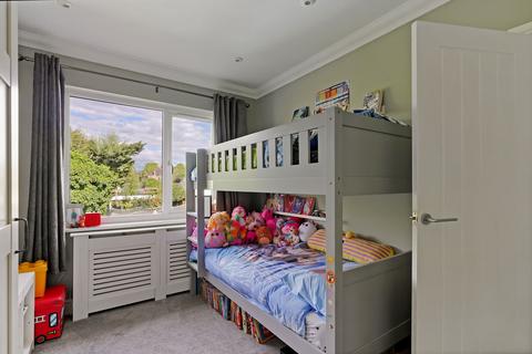3 Westfield Close, Sutton, SM1 2JZ