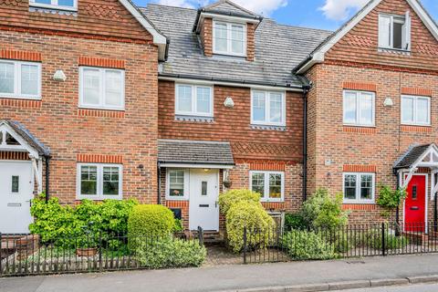 High Street, Lingfield RH7