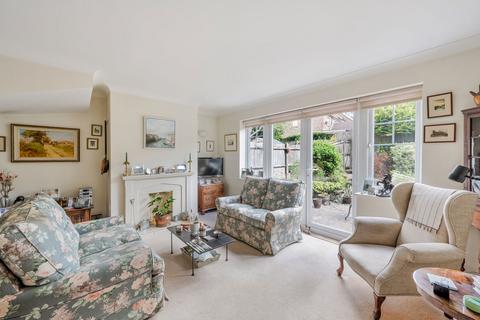 undefined, High Street, Lingfield RH7