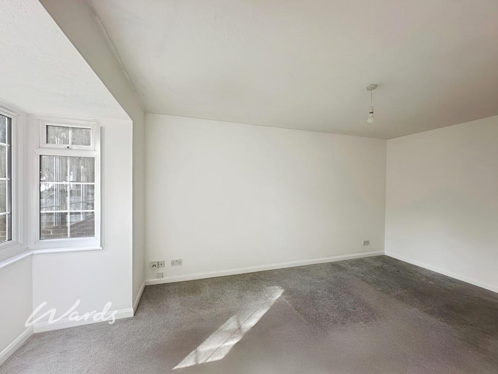 792612a7-living 2...
