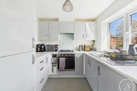 2 bedroom coach house for sale, Sakura Walk, Seacroft, Leeds