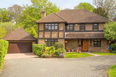 4 bedroom detached house for sale, Pinehurst, Sunninghill