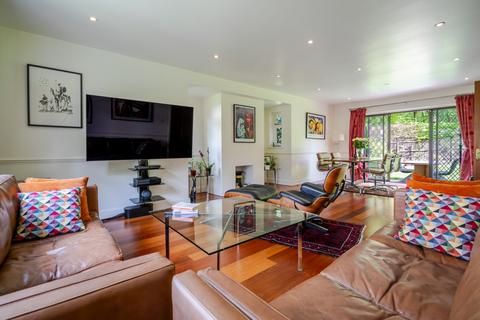 undefined, Pinehurst, Sunninghill, SL5