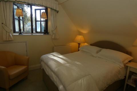 1 bedroom detached house to rent, The Mews, North Foreland Road, Broadstairs, Kent, CT10