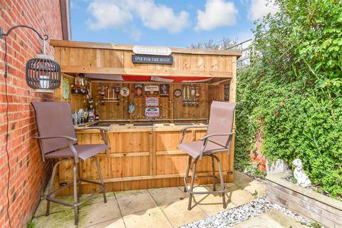 13 Cooper Drive, Herne Bay, CT6 5FF