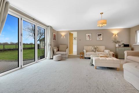 5 bedroom detached house for sale, Colchester Main Road, Alresford, Colchester, CO7