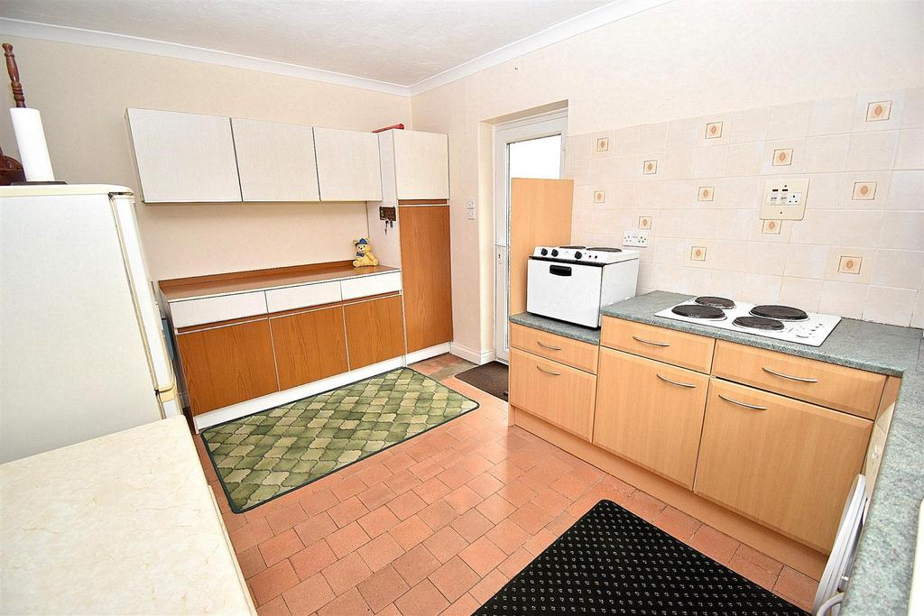 Kitchen reverse.jpg