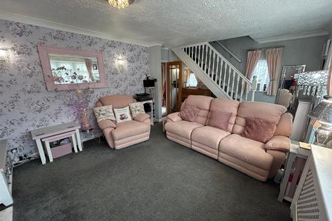 2 Webster Close, Waltham Abbey, EN9 3NU