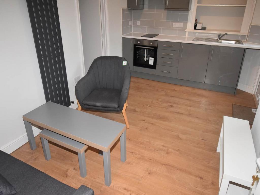 Living area photo 1