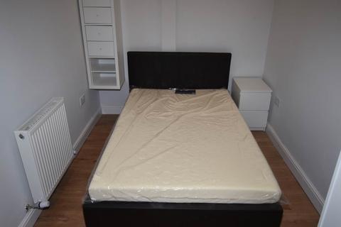 1 bedroom flat to rent, St James Crescent, Uplands, , Swansea