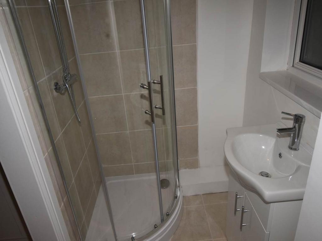 Bathroom photo 1