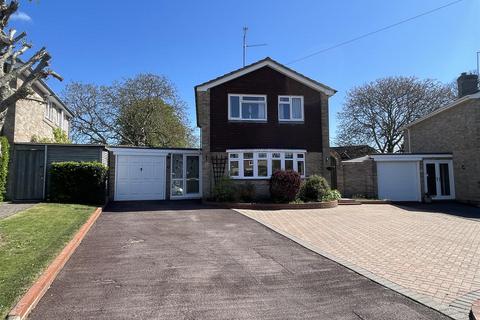 3 Bramley Crescent, Sonning Common, Reading, RG4 9LU