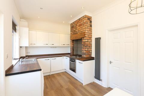 71 Lound Road, Sheffield, S9 4BH