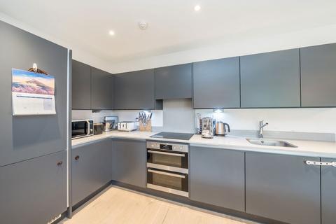 2 bedroom flat for sale, Lion Wharf Road, Old Isleworth TW7