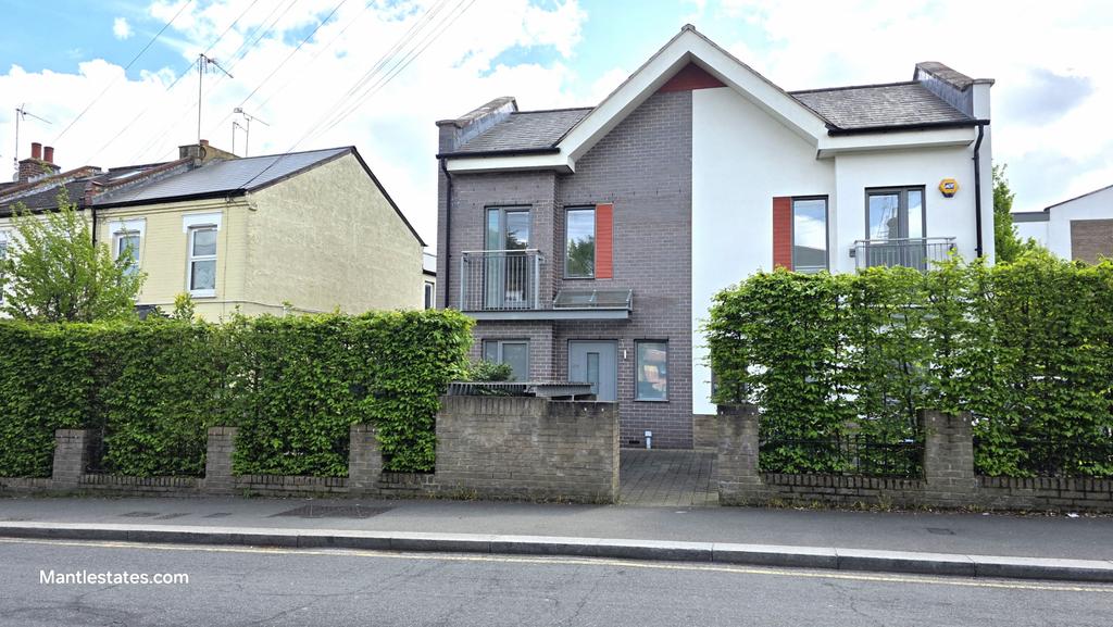 2 bedroom house