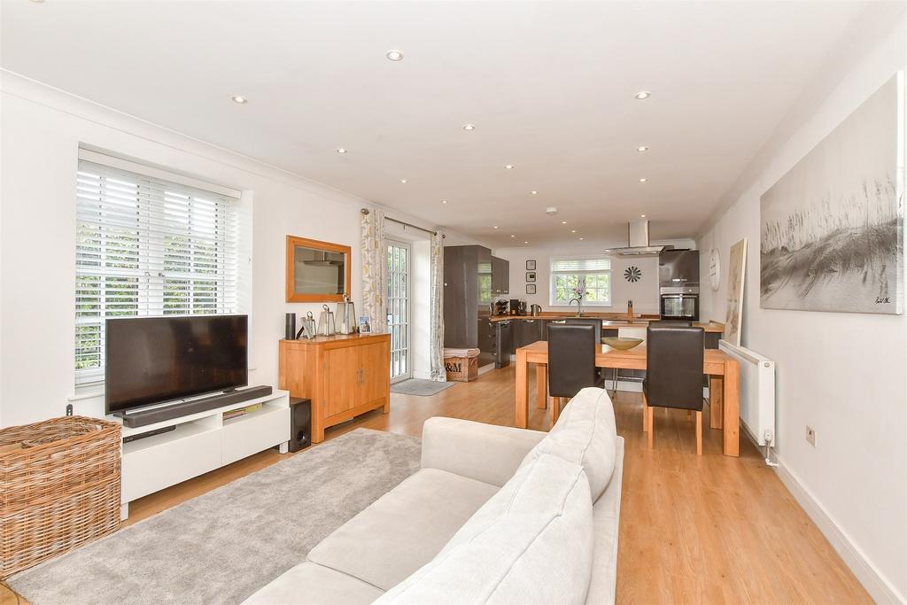 Lounge/Kitchen/ Diner