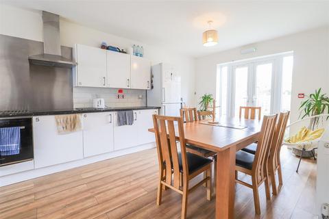 1 bedroom in a house share to rent, Charter Avenue, Coventry CV4