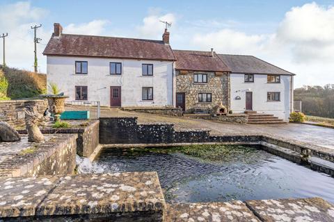6 bedroom property with land for sale, Saron, Llandysul, SA44