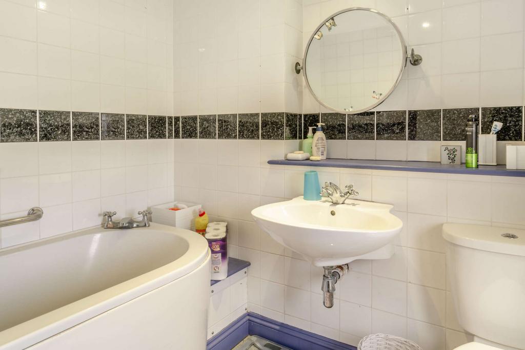 En Suite  1