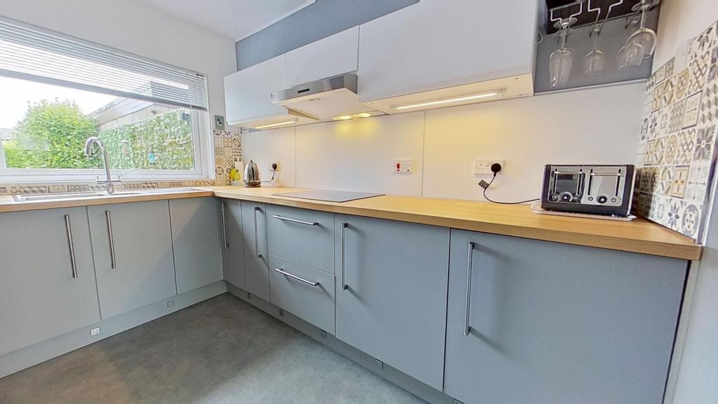 Fitted Kitchen