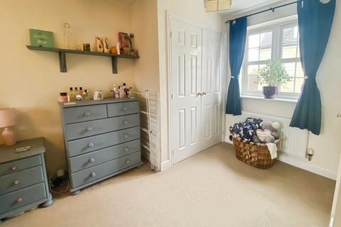 9 Ashcombe Crescent, Witney, OX28 6GL