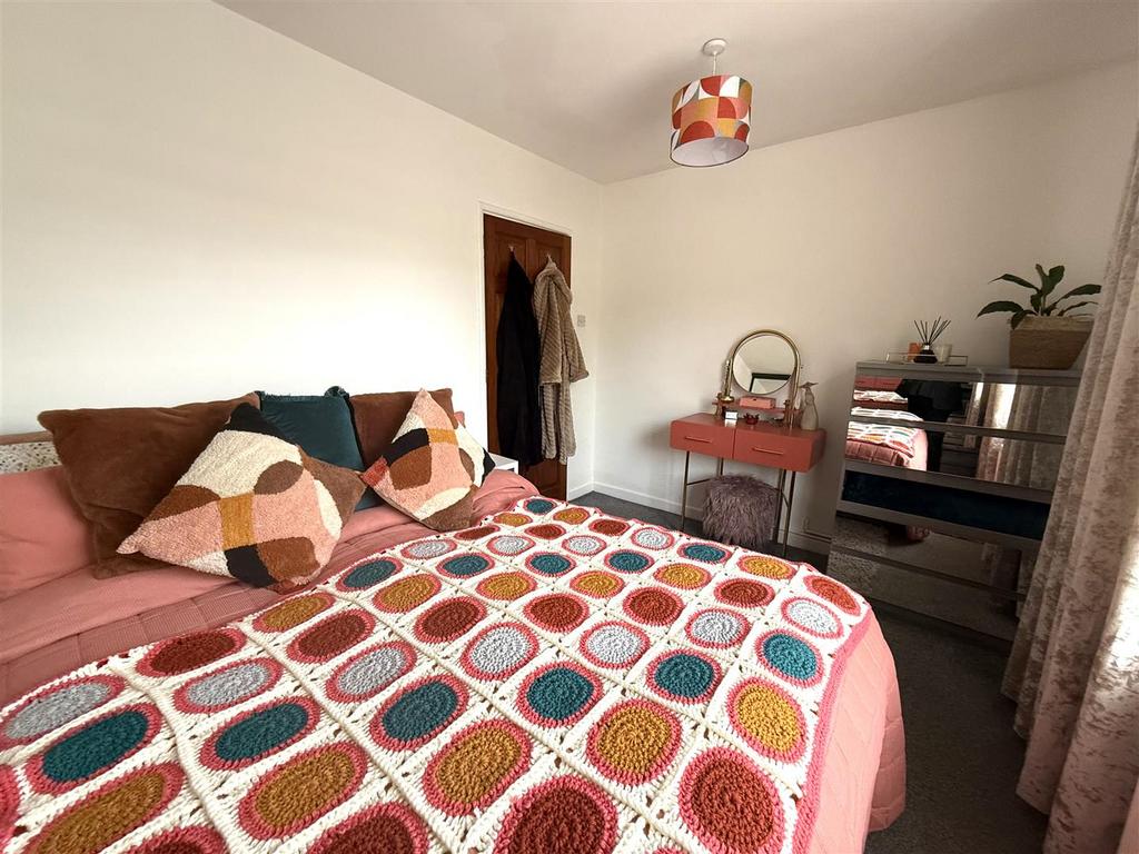 64 ARMITAGE BEDRO - Copy.jpeg