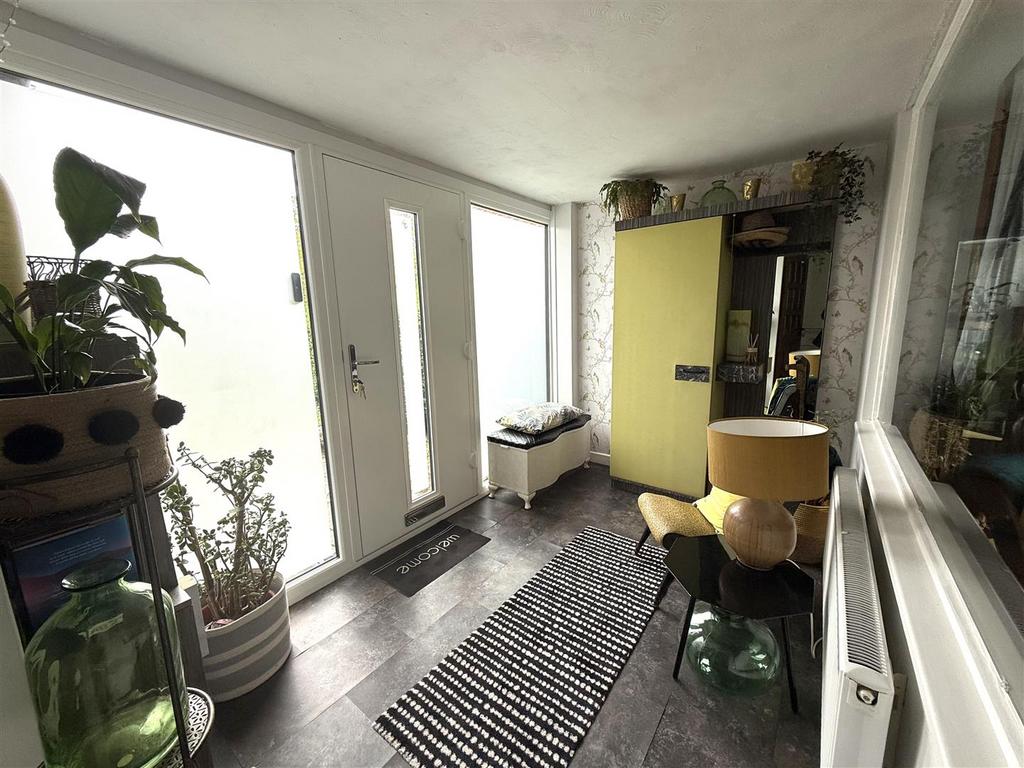 64 ARMITAGE PORCH 2 - Copy.jpeg