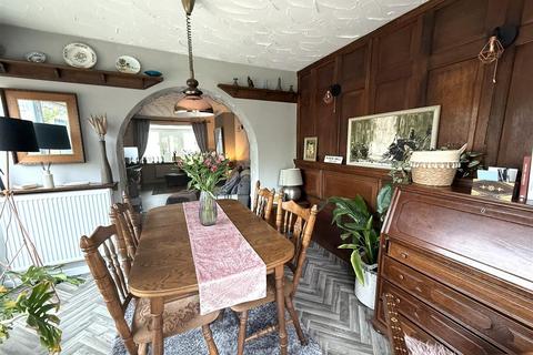 2 bedroom detached bungalow for sale, Armitage Road, Brereton, Rugeley