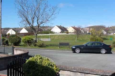 2 bedroom semi-detached bungalow for sale, Bryn View Road, Penrhyn Bay, Llandudno