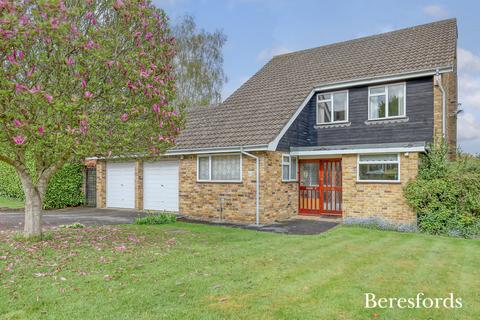4 bedroom detached house for sale, Mulberry Hill, Shenfield, CM15