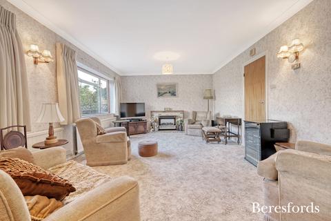 4 bedroom detached house for sale, Mulberry Hill, Shenfield, CM15