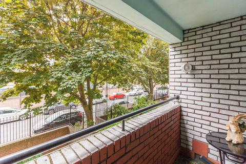1 bedroom flat for sale, 1 Baythorne Street, London E3