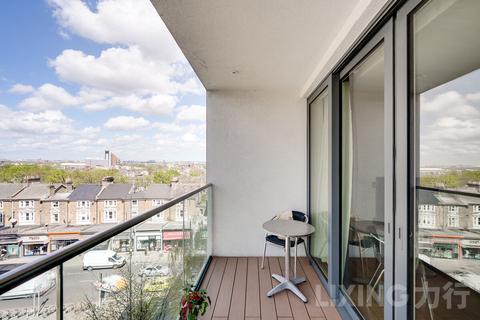 Stamford Square, Putney, SW15 2BP