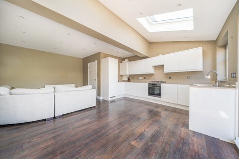 55 Bourne Vale, Bromley, BR2 7NW