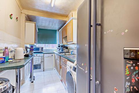 11 Exton Avenue, Luton, LU2 0LH