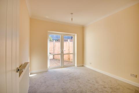 2 bedroom detached bungalow for sale, BITTERNE! NO FORWARD CHAIN! REFURBISHED! GARAGE! CUL-DE-SAC LOCATION!