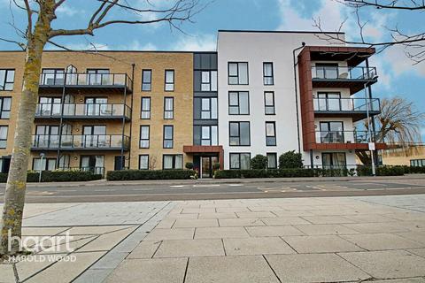 1 bedroom flat for sale, St Clements Avenue, Harold Wood