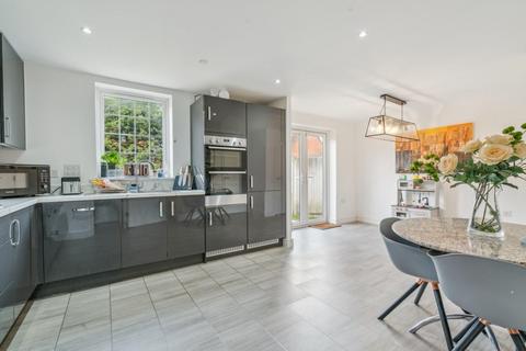 undefined, Griffiths Close, Bushey, WD23