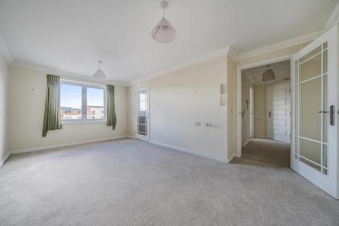 1 bedroom retirement property for sale, Newbury,  Berkshire,  RG14