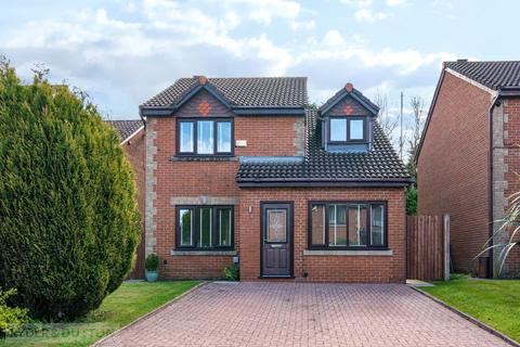 4 bedroom detached house for sale, Green Park View, Moorside, Oldham, OL1