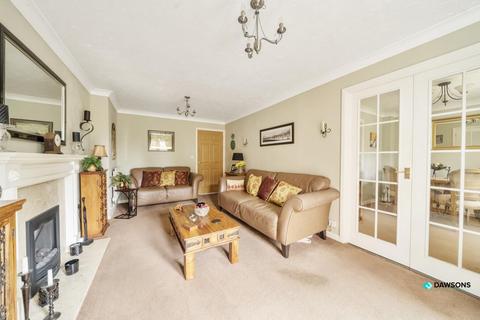 4 bedroom detached house for sale, Ffordd Ger Y Llyn, Penllergaer, Swansea