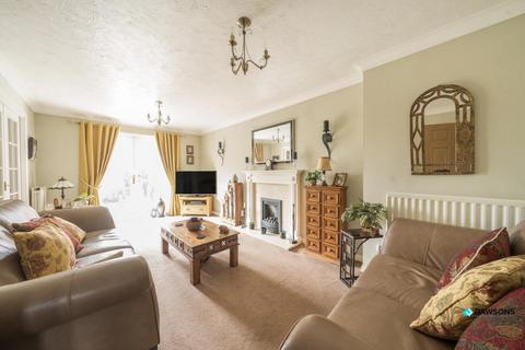 4 bedroom detached house for sale, Ffordd Ger Y Llyn, Penllergaer, Swansea