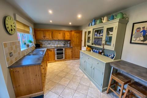 5 bedroom detached house for sale, De Haviland Close, Wimborne, BH21