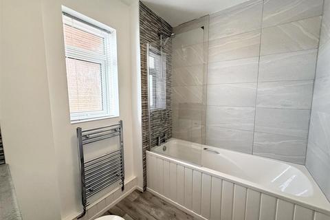 2 bedroom semi-detached bungalow for sale, Compton Drive, Streetly, Sutton Coldfield