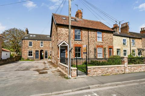Main Street, Bishopthorpe