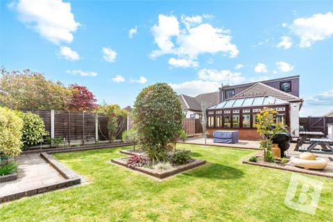 5 Mcintosh Close, Romford, RM1 4JH