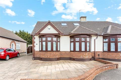 5 Mcintosh Close, Romford, RM1 4JH