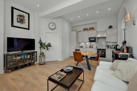 Flat 1, 109 Hare Lane, Claygate, Esher, KT10 0QY