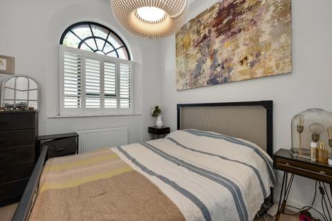 Flat 1, 109 Hare Lane, Claygate, Esher, KT10 0QY
