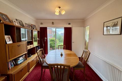 3 bedroom semi-detached house for sale, Sigston Road, Beverley, HU17 9PJ